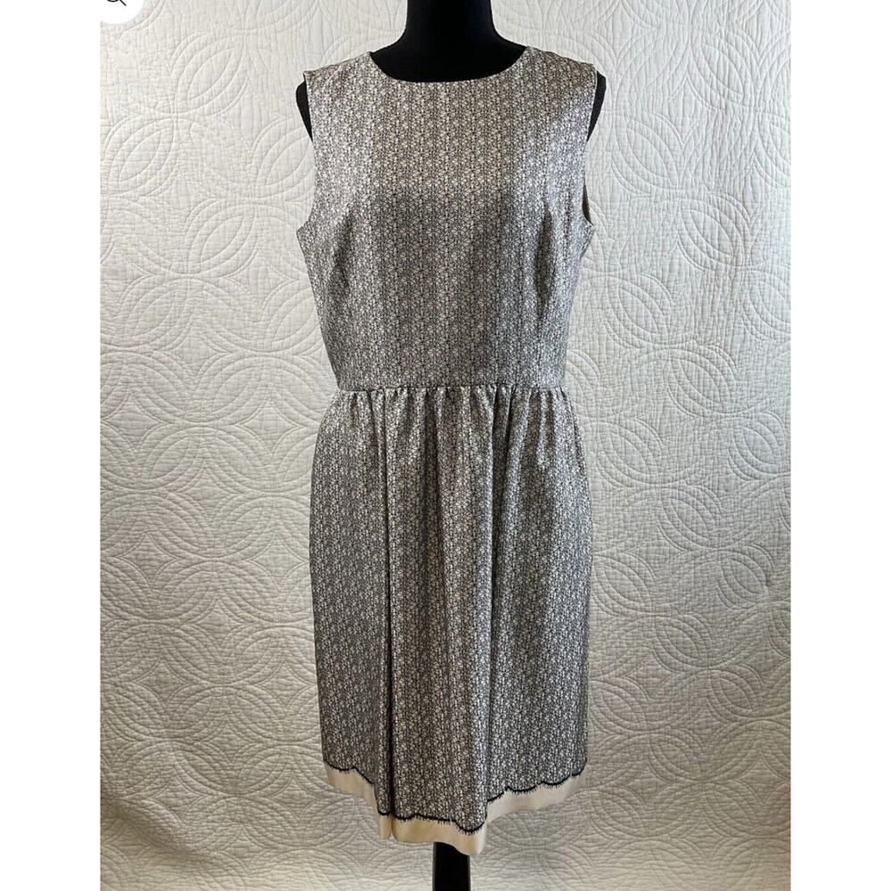 Pre-Owned Women’s Miss Wu Lace Print Silk Twill Dress, Cream & Black color Sz 10
